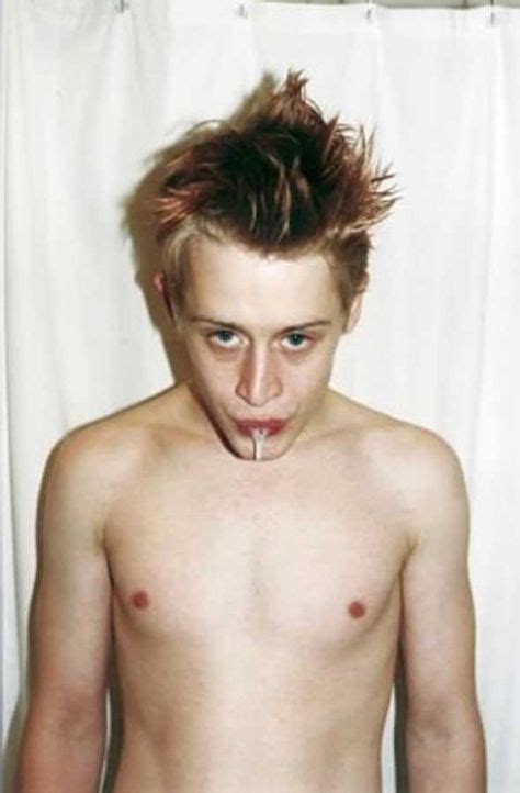 macaulay culkin naked|Gay Macaulay Culkin Nude Porn Videos .